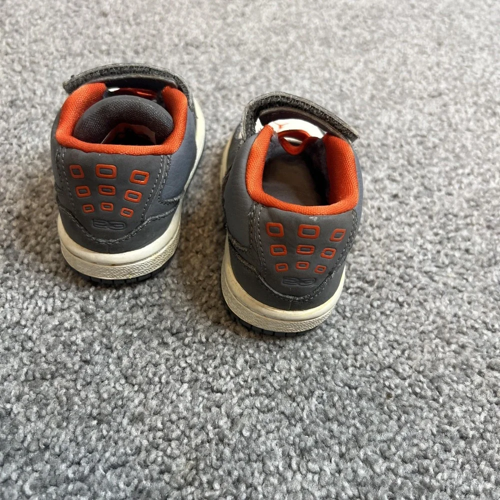 Jordan Shoes Kids Size 4C Gray White orange hookLoop Strap Nike Toddler Sneakers